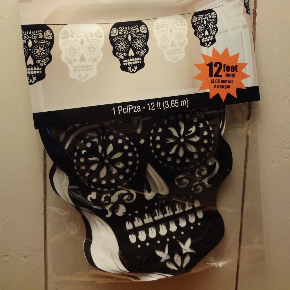 Day of the Dead Sugar Skulls 12 ft. long Paper Banner